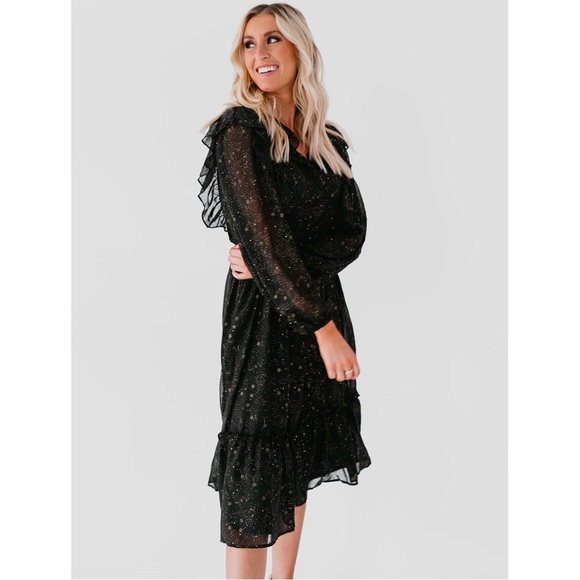 NWOT By The River Star Print Shirred Chiffon Ruffle Midi Long Sleeve Dress Black - Picture 6 of 11